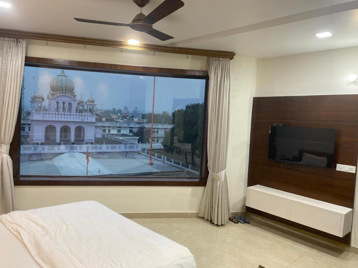 Hotel Temple View Inn Anandpur Sāhib Eksteriør bilde
