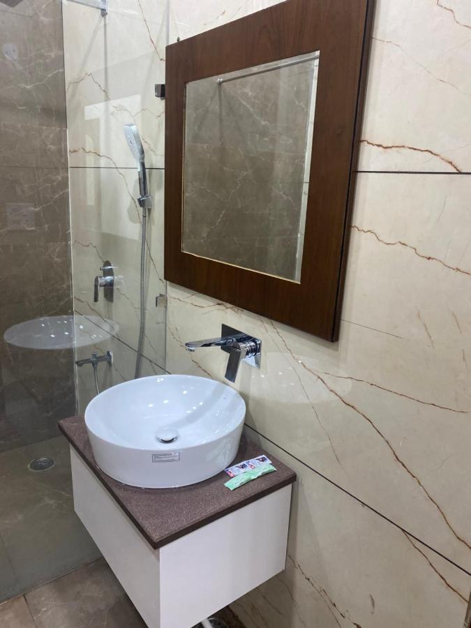 Hotel Temple View Inn Anandpur Sāhib Eksteriør bilde