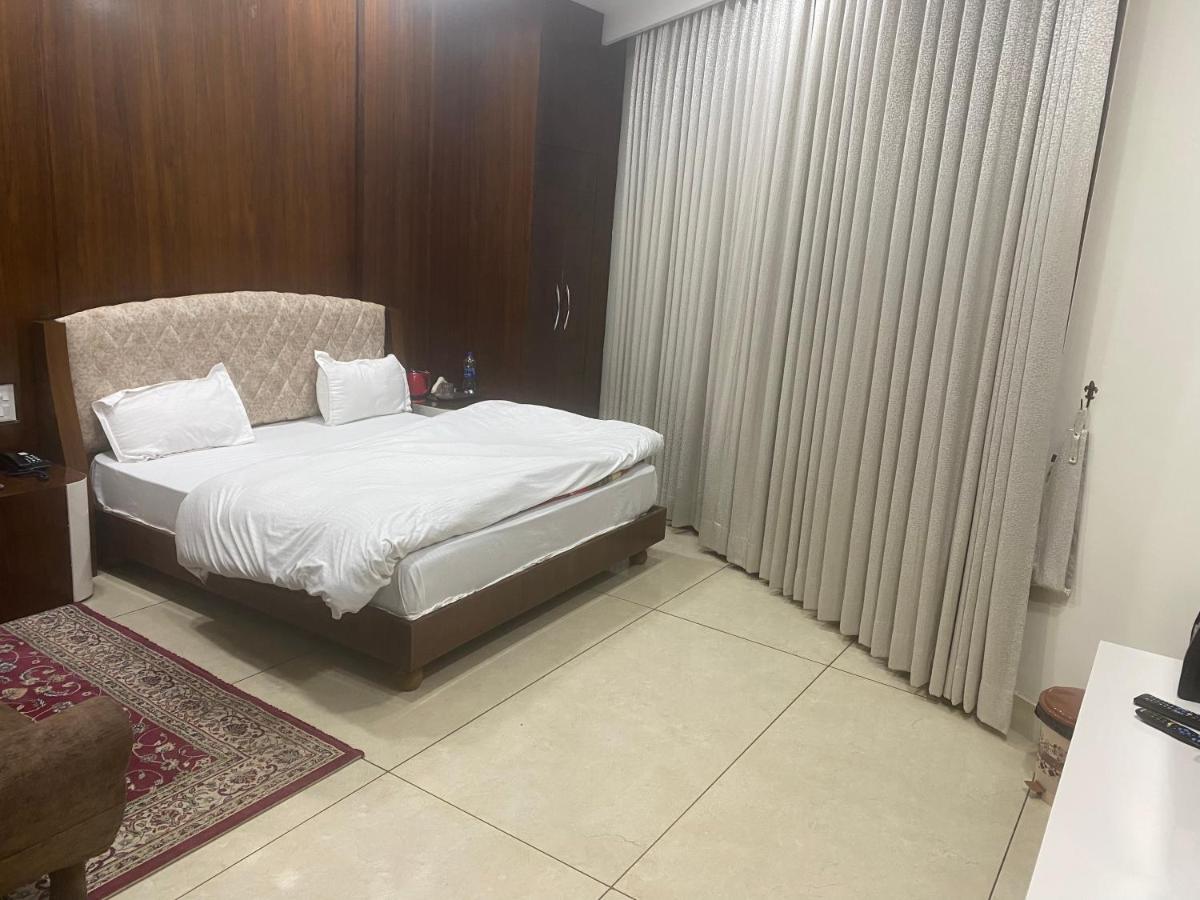 Hotel Temple View Inn Anandpur Sāhib Eksteriør bilde