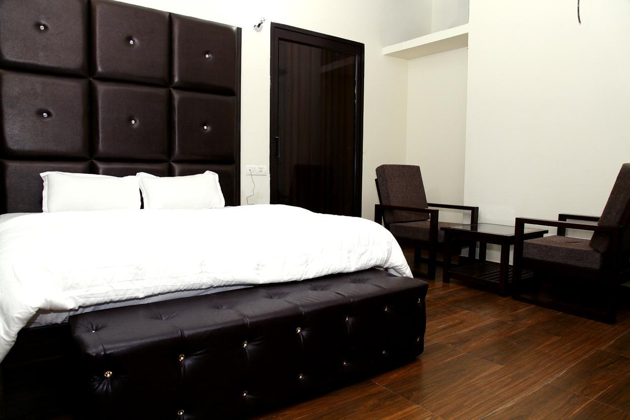 Hotel Temple View Inn Anandpur Sāhib Eksteriør bilde