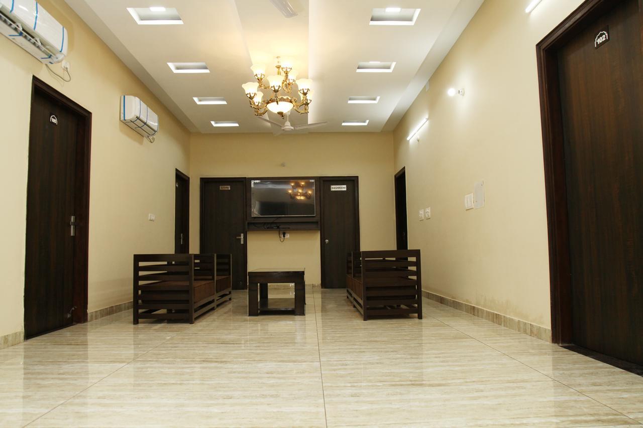 Hotel Temple View Inn Anandpur Sāhib Eksteriør bilde