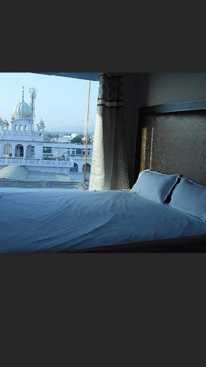 Hotel Temple View Inn Anandpur Sāhib Eksteriør bilde